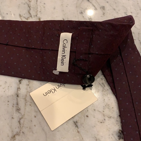 Men’s Tie Calvin Klein NWT - Picture 2 of 2